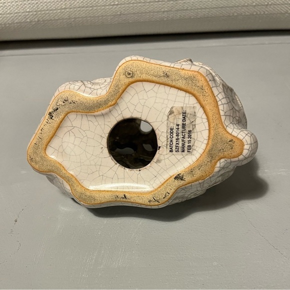 Crackle Pottery Bunny Rabbit Decor Accent Sculpture - Picture 5 of 12